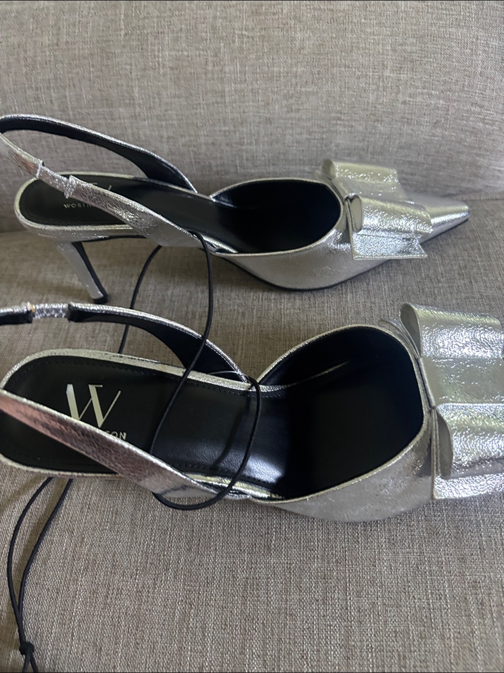 Worthington Silver Pointed-Toe Bow Slingback nwt - Picture 3 of 4